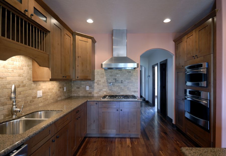 Knotty Alder cabinets & Granite counters
