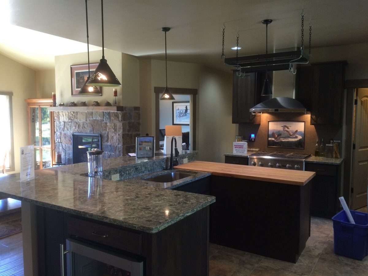 #pb_rslider_caption-1-2 fabulous-kitchen-in-another-award-winning-parade-of-homes-custom-home-1